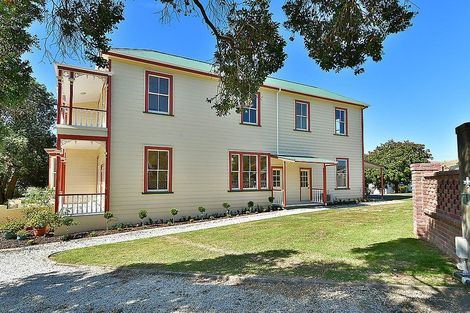 Photo of property in 14 Nelson Street, Helensville, 0800