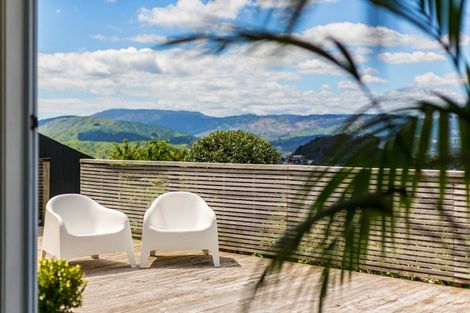 Photo of property in 26 Sombrero View, Ascot Park, Porirua, 5024