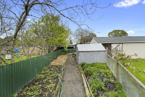 Photo of property in 178 Bridge Street, Bulls, 4818