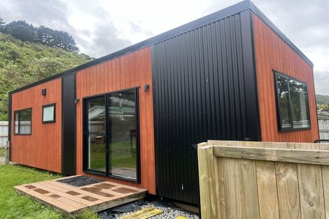 Photo of property in 168 Main Road South, Raumati South, Paraparaumu, 5032