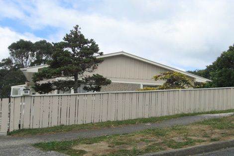 Photo of property in 56 Akaroa Drive, Maupuia, Wellington, 6022