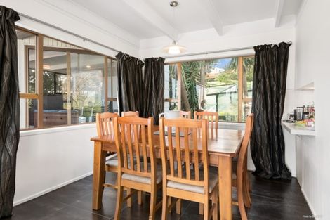 Photo of property in 119 Browns Bay Road, Browns Bay, Auckland, 0630
