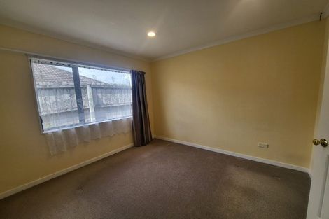 Photo of property in 128 Charles Prevost Drive, The Gardens, Auckland, 2105