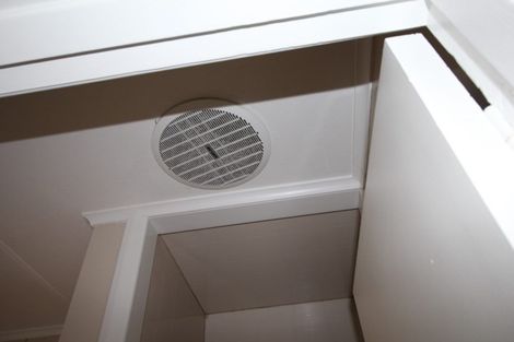 Photo of property in 3 Kent Crescent, Awapuni, Palmerston North, 4412