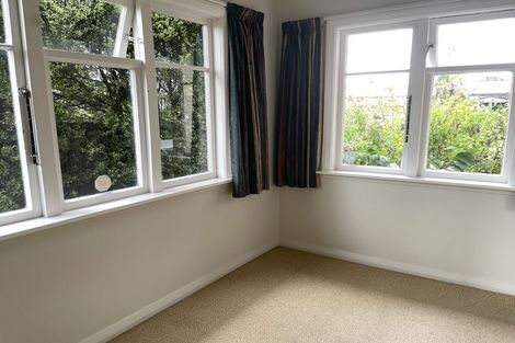 Photo of property in 11 College Street, Awapuni, Palmerston North, 4412