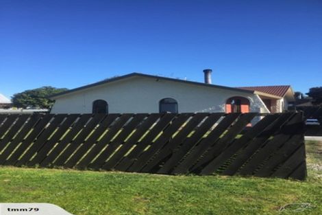 Photo of property in 15 William Street, Rolleston, 7614