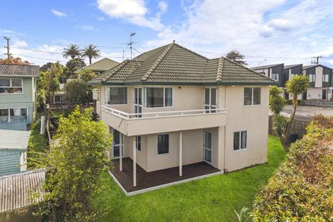 Photo of property in 4 Waipa Street, Birkenhead, Auckland, 0626