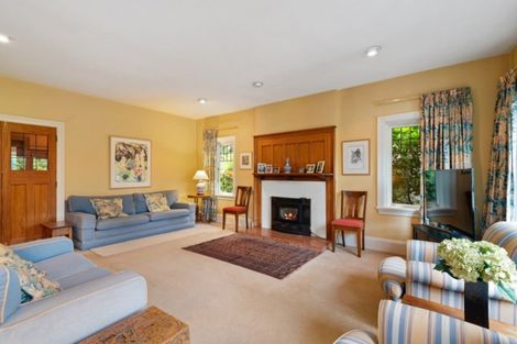 Photo of property in 186 Fendalton Road, Fendalton, Christchurch, 8052