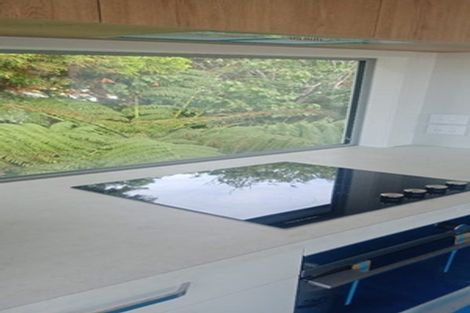 Photo of property in 137/2b Seaview Road, Westown, New Plymouth, 4310