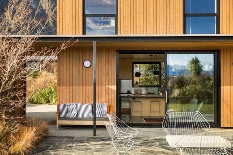 Photo of property in 3 Torridon Court, Jacks Point, Queenstown, 9371
