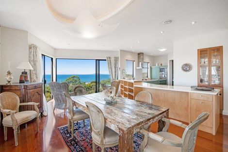 Photo of property in 52 Balboa Drive, Matakatia, Whangaparaoa, 0930