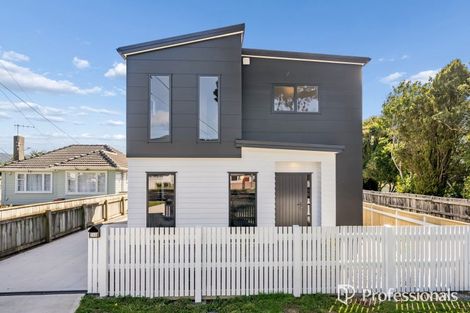 Photo of property in 24b Wainuiomata Road, Wainuiomata, Lower Hutt, 5014