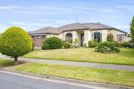 Photo of property in 166 Milne Drive, Paraparaumu, 5032