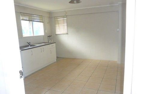 Photo of property in 30 Bradbury Road, Botany Downs, Auckland, 2010