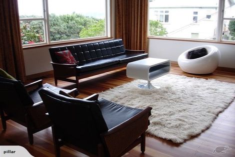 Photo of property in 27 Tio Tio Road, Miramar, Wellington, 6022