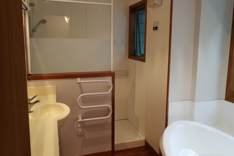 Photo of property in 27a Welland Place, Hillcrest, Auckland, 0627