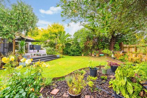 Photo of property in 24 Maxwell Avenue, Durie Hill, Whanganui, 4500