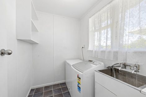 Photo of property in 12 Regent Place, Blagdon, New Plymouth, 4310