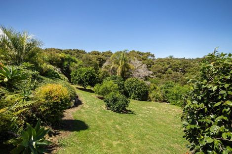 Photo of property in 80 Tarapatiki Drive, Whitianga, 3510