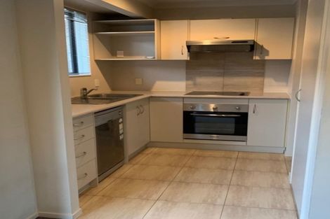 Photo of property in 77 Rathmar Drive, Manurewa, Auckland, 2105