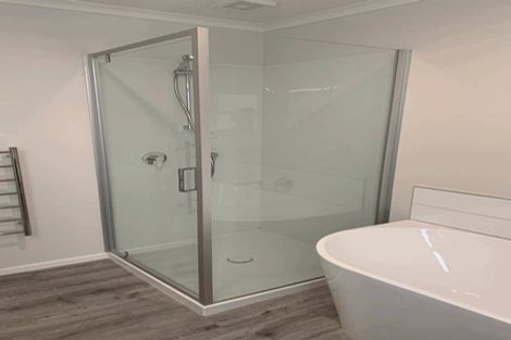 Photo of property in 4 Edenmore Terrace, Fitzherbert, Palmerston North, 4410