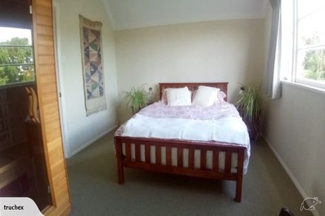 Photo of property in 6 Montgomery Terrace, Hokowhitu, Palmerston North, 4410