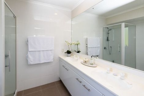 Photo of property in 17 Highgate Place, Somerville, Auckland, 2014