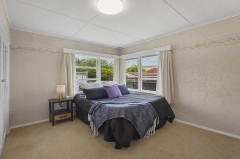 Photo of property in 21 Hall Grove, Ebdentown, Upper Hutt, 5018