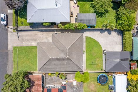 Photo of property in 28 Kashmir Avenue, Clouston Park, Upper Hutt, 5018