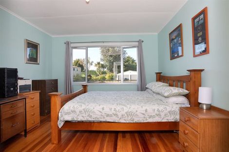 Photo of property in 25 Levin Street, Halcombe, Feilding, 4779
