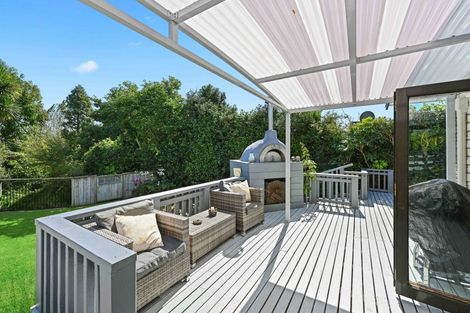 Photo of property in 14 Mcdowall Place, Queenwood, Hamilton, 3210