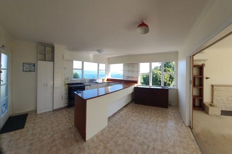Photo of property in 11 Singers Road, Korokoro, Lower Hutt, 5012