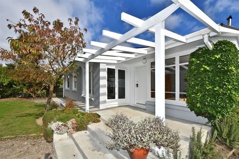 Photo of property in 27 Greenwood Close, Mairehau, Christchurch, 8013