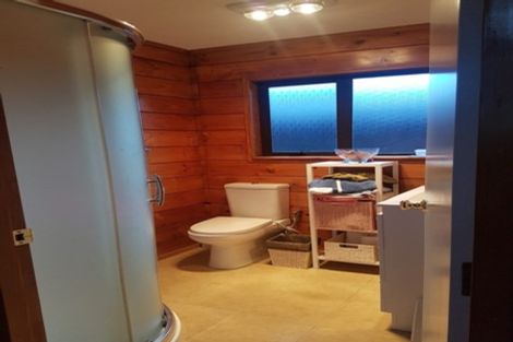 Photo of property in 6 Gardone Terrace, Conifer Grove, Takanini, 2112