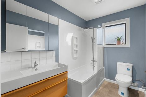 Photo of property in 73 Condell Avenue, Papanui, Christchurch, 8053