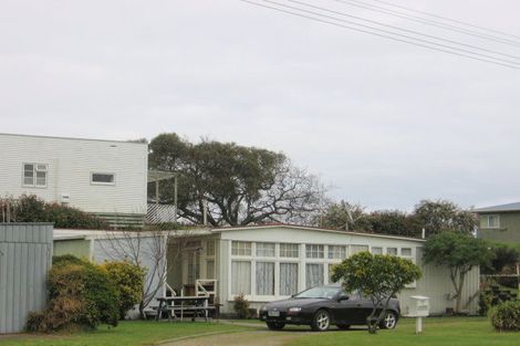 Photo of property in 4 Reeve Street Foxton Horowhenua District