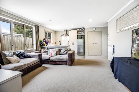 Photo of property in 1/114 Old Farm Road, Hamilton East, Hamilton, 3216