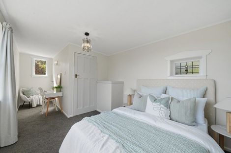 Photo of property in 12 Cashmere Road, Cashmere, Christchurch, 8022