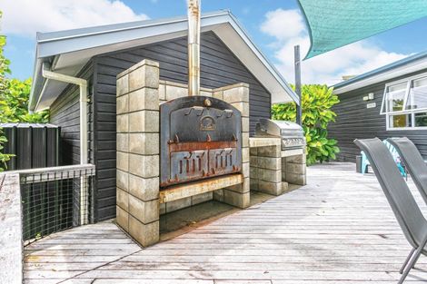 Photo of property in 103 Ocean Beach Road, Tairua, 3508
