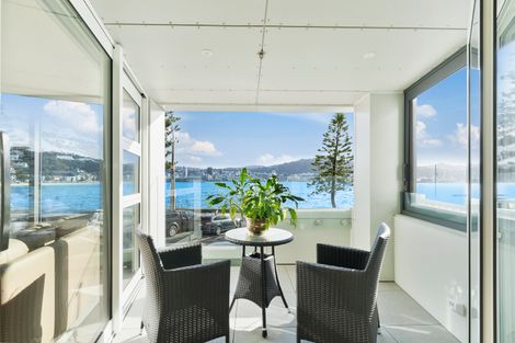 Photo of property in 318 Oriental Parade, Oriental Bay, Wellington, 6011