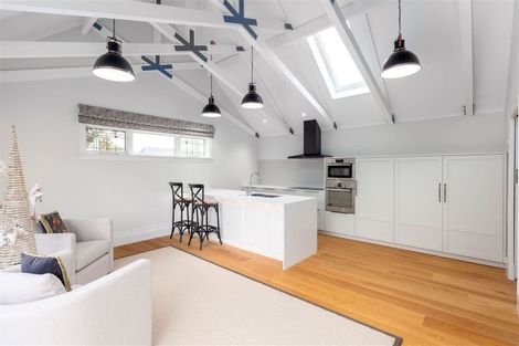 Photo of property in 19 Brenchley Avenue, Strowan, Christchurch, 8052