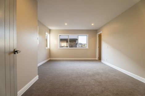 Photo of property in 24 Farnworth Terrace, Churton Park, Wellington, 6037