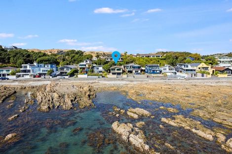 Photo of property in 22 Sunset Parade, Plimmerton, Porirua, 5026