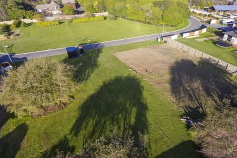 Photo of property in 20 Tararua Crescent, Otaki, 5512