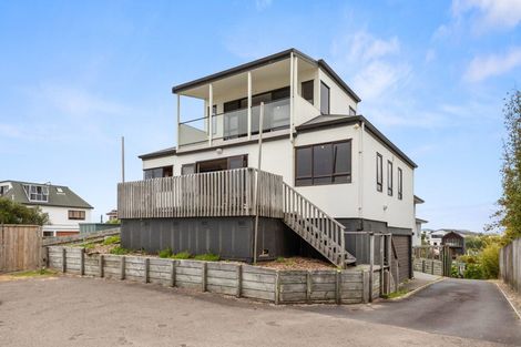 Photo of property in 1337c Papamoa Beach Road, Papamoa Beach, Papamoa, 3118