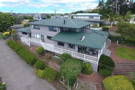Photo of property in 142 Vipond Road, Stanmore Bay, Whangaparaoa, 0932