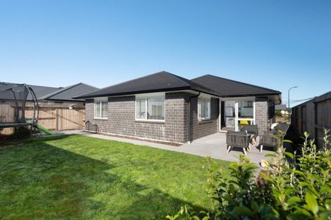 Photo of property in 39 Te Kio Crescent, Papamoa Beach, Papamoa, 3118