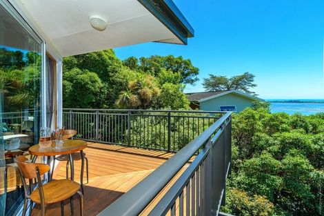 Photo of property in 107 Mount Pleasant Road, Mount Pleasant, Christchurch, 8081