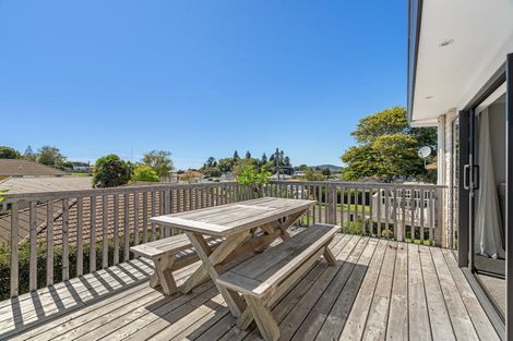 Photo of property in 2/183 Edgecumbe Road, Tauranga South, Tauranga, 3112