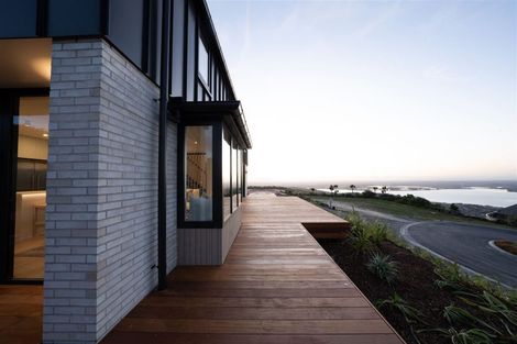 Photo of property in 9 Loader Lane, Clifton, Christchurch, 8081